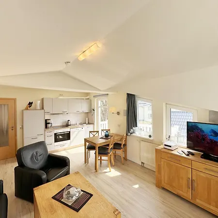 Haus Rügenscher Bodden Whg 07 Mit Meerblick *