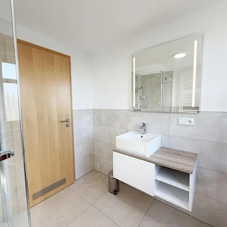 Haus Ruegenscher Bodden Whg 07 Mit Meerblick