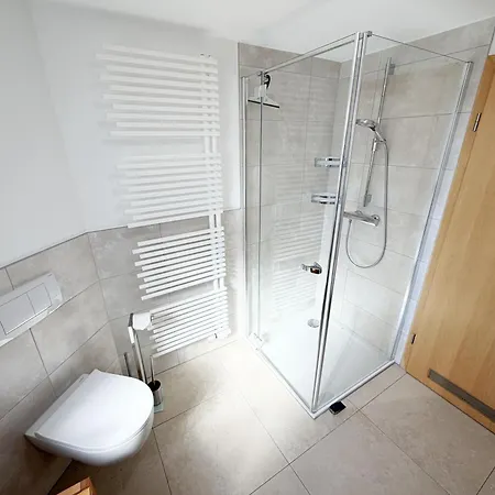 Haus Ruegenscher Bodden Whg 07 Mit Meerblick *